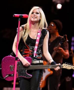 Vertical Avril Lavigne
